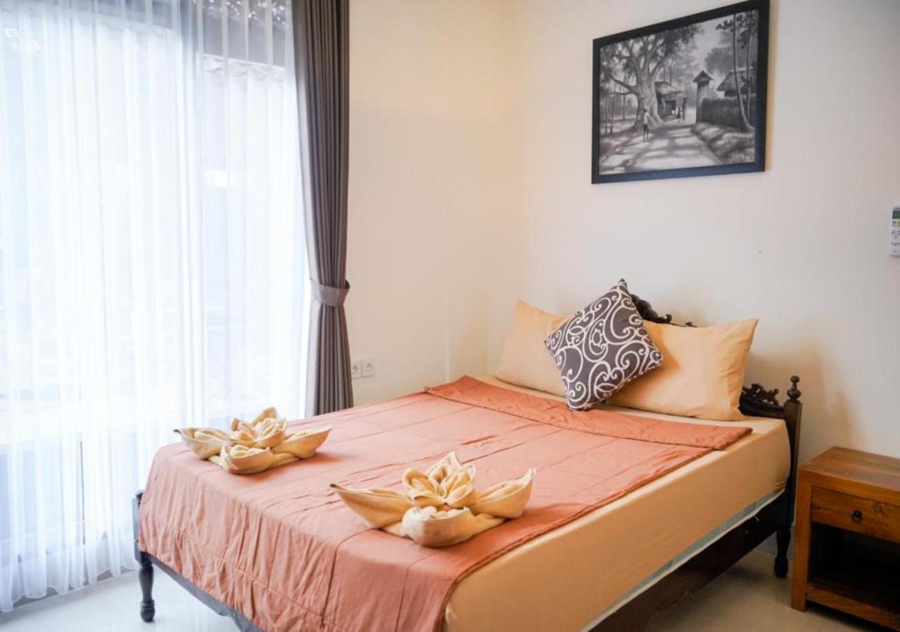 Adipana Bungalow-Balinese Room ウブド エクステリア 写真