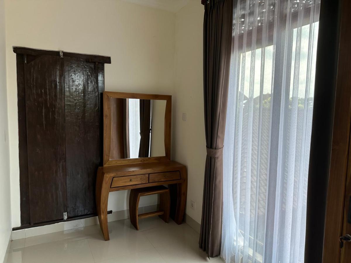 Adipana Bungalow-Balinese Room ウブド エクステリア 写真
