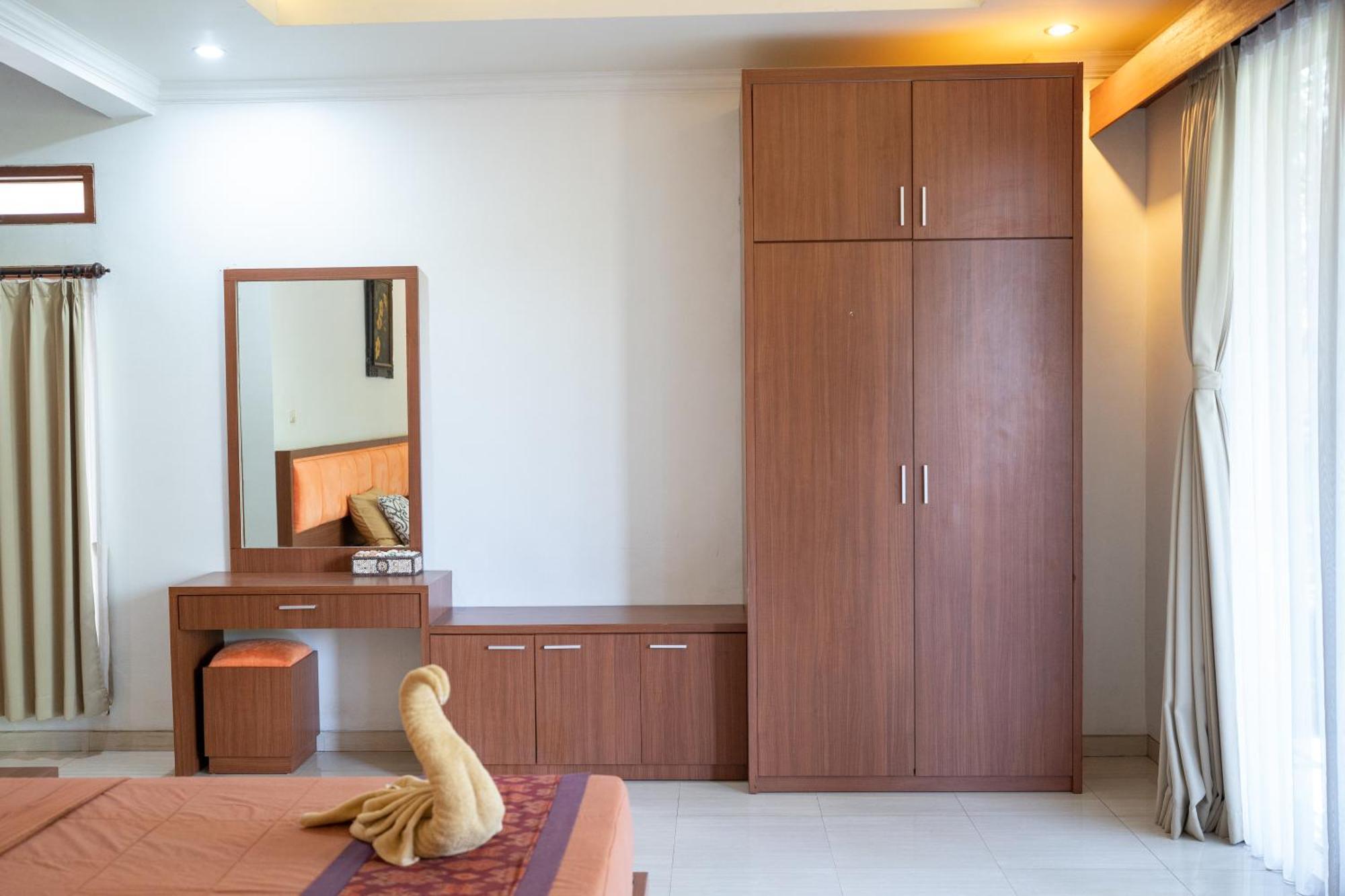 Adipana Bungalow-Balinese Room ウブド エクステリア 写真