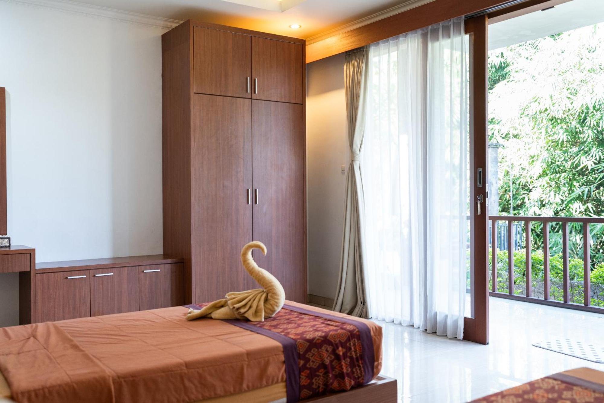 Adipana Bungalow-Balinese Room ウブド エクステリア 写真